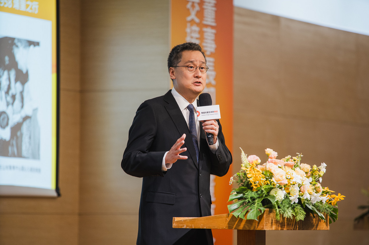 丁廣欽董事長回顧世界展望會創辦的初心，期勉台灣世界展望會未來繼續成就榮神益人的精神。