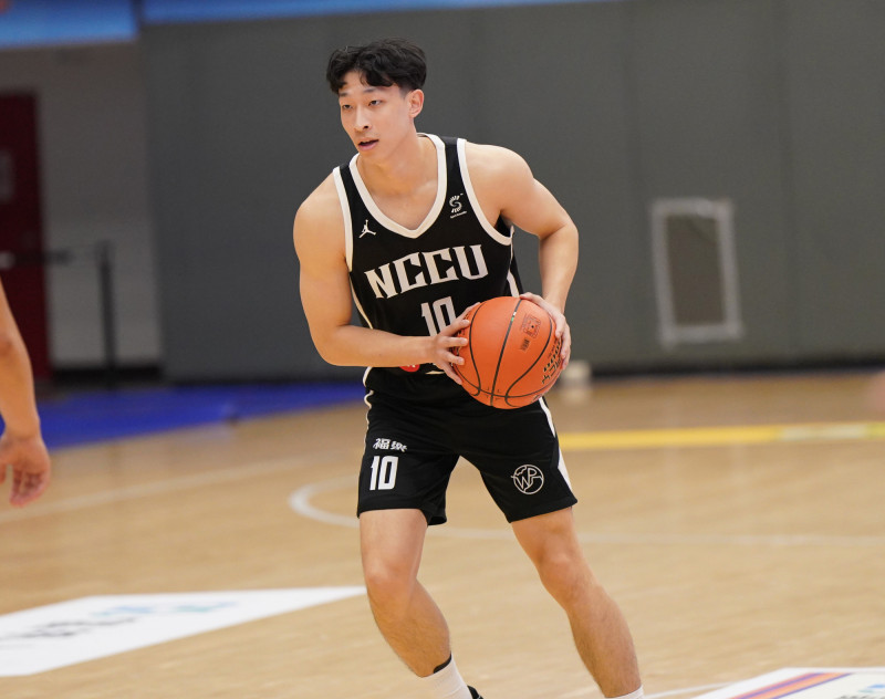 政治大學宋昕澔17分、7籃板。（大專體總提供）