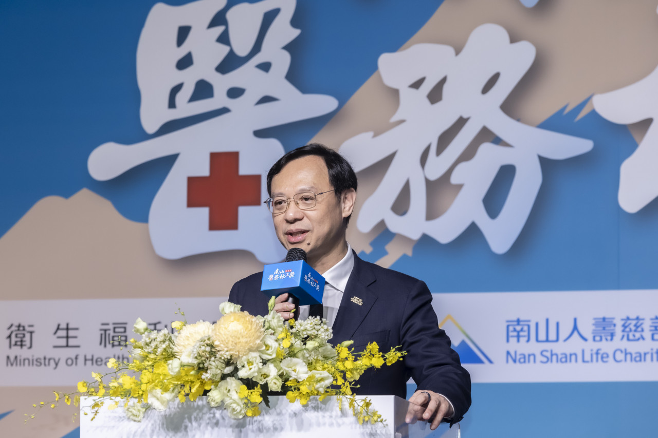 衛生福利部部長石崇良。