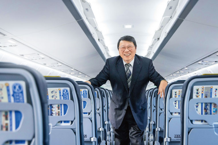 陳大鈞是華信航空成立35年來, 罕見沒有航空從業經驗的管理 者,卻扮演「破局者」角色。