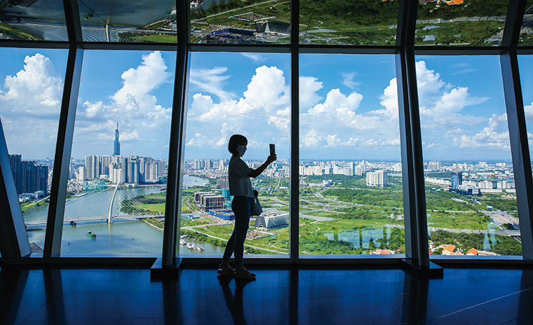 西貢河兩岸風情