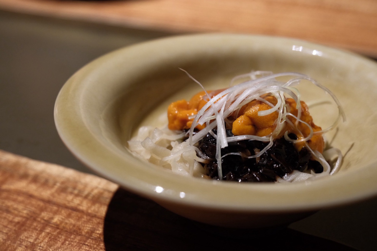 〈海膽炸醬麵〉