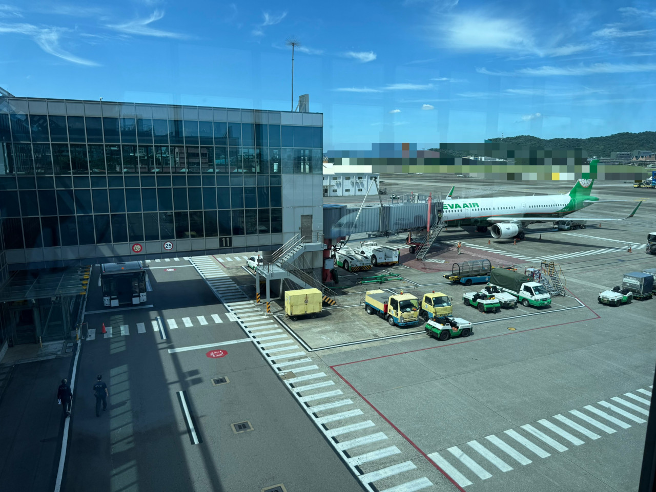 景觀台可以眺望整個松山機場跑道。