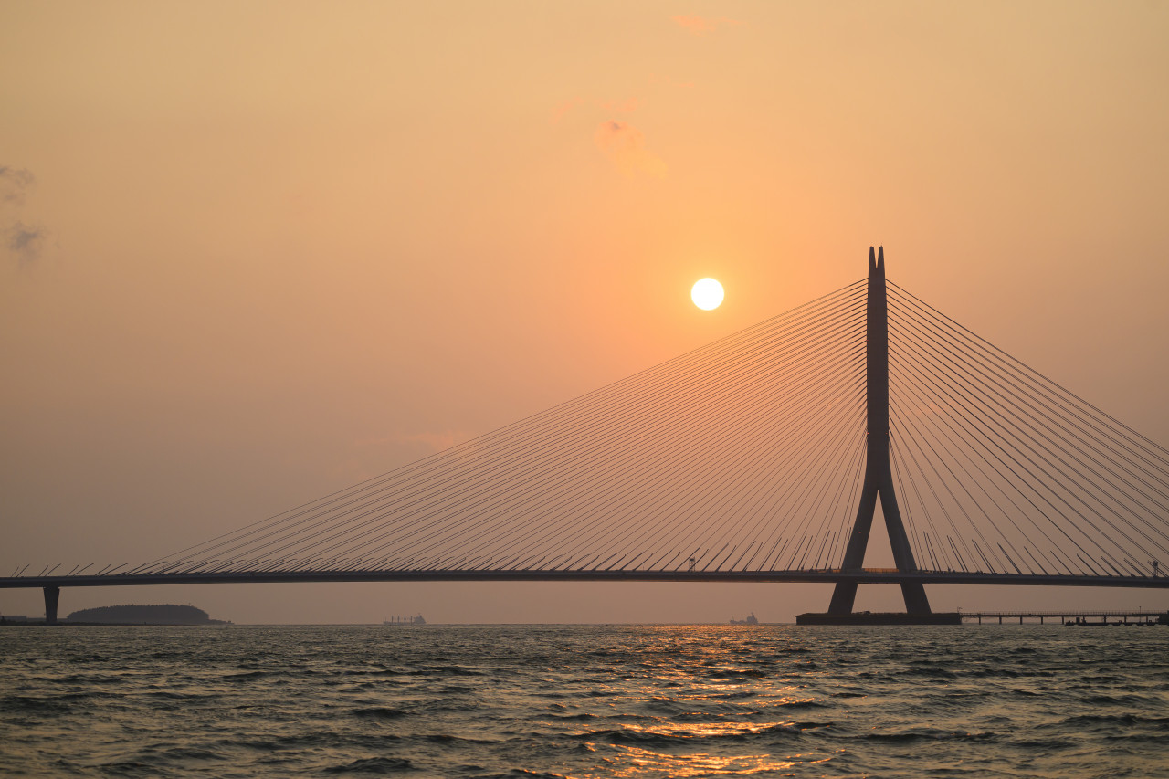 淡江大橋與落日美景