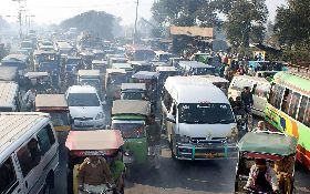 巴基斯坦因「一帶一路」債臺高築 恐需向IMF求援