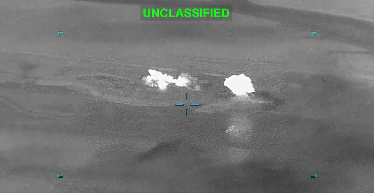 美伊戰爭／不滿「基庫號」遭襲，美軍狂轟10基地反擊！川普痛批：學不會教訓…伊朗揚言毀滅性回應