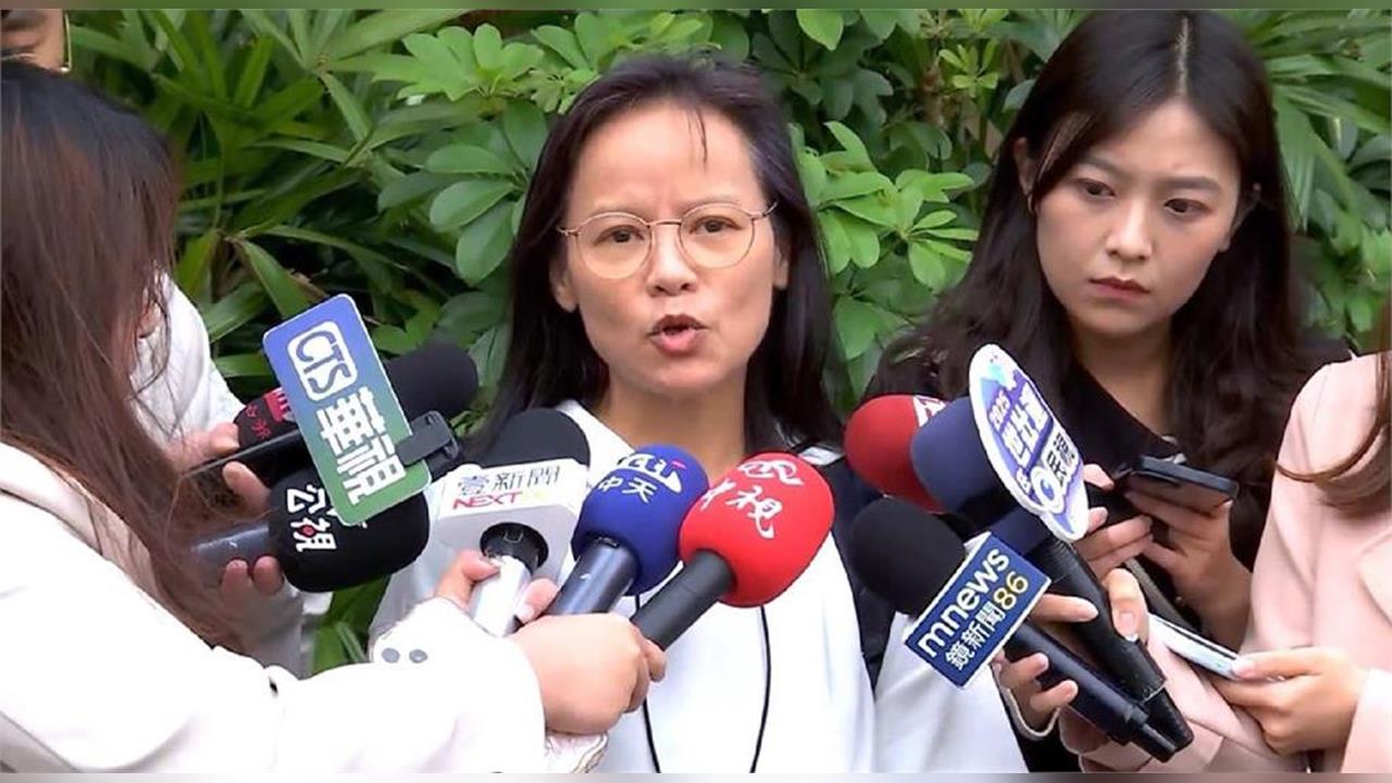 北一女教師區桂芝主張0軍購「承認是中國人就和平了」！挨批把投降包裝成和平…中國網友這麼看