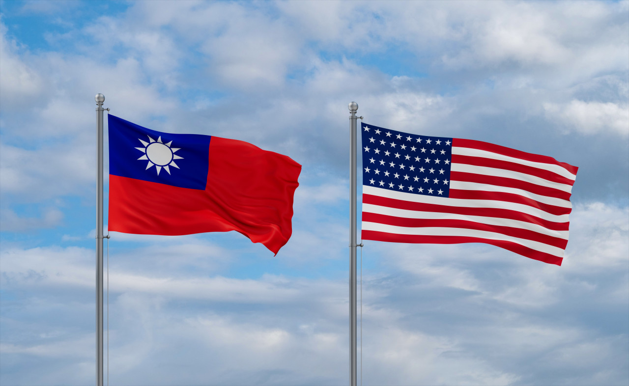富比世「幫助台灣就是幫助美國」！籲川普立即批准對台軍售：每拖1個月，台灣戰備就多一道漏洞