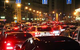 寒流造成大塞車 竹科人：光出停車場就塞了40分鐘 