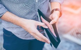 網傳「一例一休漲價店家一覽表」 民眾：該降價了吧