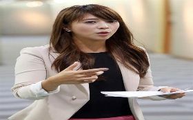 真的就是她！正妹發言人陳思宇接觀傳局長