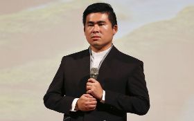 王炳忠家遭搜索 教授：我非常討厭他 但希望檢調拿出證據