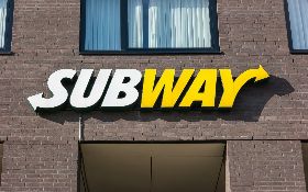 2017美Subway關909間門市 加盟主：毛利太低