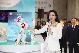 新光金控人事震撼彈 副董事長李紀珠今起免兼總經理