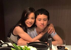 搜出新事證 孫安佐擁手槍及1600發子彈