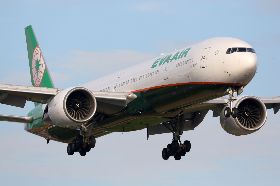 玩笑開大了？長榮航愚人節宣布寵物可上機 網友罵翻