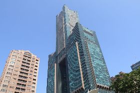 日租套房住兩晚只要999 高雄85大樓為何沒落？ 