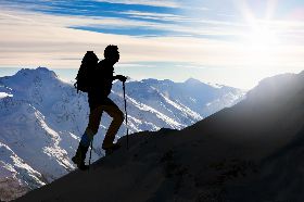 搜救浪費公帑！登山客搞失聯 能罰嗎？