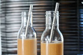 不銹鋼環保吸管容易藏汙納垢？他提3點反駁　毒物專家：材質挑●●●系列以上較好