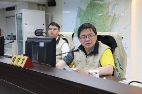 雨炸台南 市長宣布不停班課原因被大讚