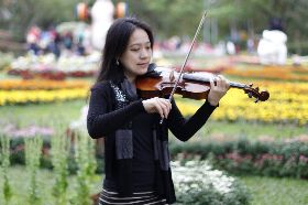 旅美小提琴家吳宜庭走出婚姻陰霾 重生音樂夢