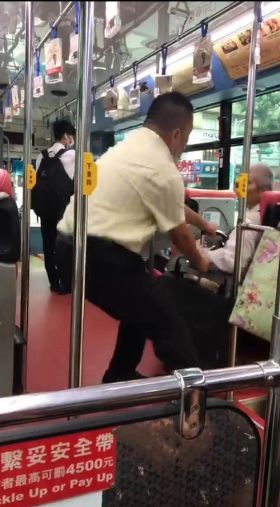 網友力挺！公車司機趕咆嘯乘客下車 客運公司不罰了