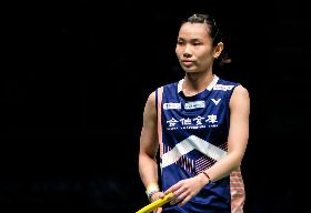 球迷的要求讓小戴好無奈 「還是謝謝你們喜歡我」