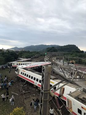 網傳普悠瑪沒安全帶釀嚴重死傷 急診醫澄清：有安全帶更嚴重