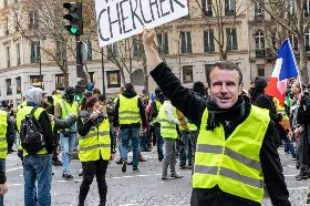 黃背心運動變調為暴動 法國政府考慮進入緊急狀態