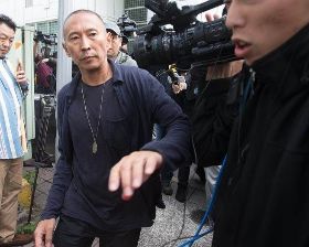 首度以性侵被告身分北檢應訊 鈕承澤：真相永遠只有一個