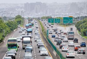 2月5日至10日實施高乘載！春節連9天 國道凌晨0~5時免收費