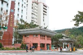 政大擬計各系「貢獻」值 小系憂「關門大吉」