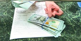 聯準會降息聲中 台銀帶頭砍美元優存利率