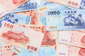 中美貿易戰變匯率戰》工具機大老喊話 放手讓台幣貶至33元! 人民幣、韓元在競貶...