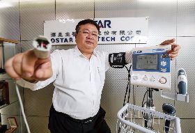 創新尖兵２》源星生醫產品可精準監測心律不整  血壓計界的法拉利  揪心臟致命疾病  貴10倍也熱賣