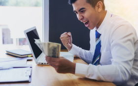 手搖飲料店年終獎金12個月 為什麼我的公司發不出來？