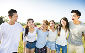 在你最需要的時候伸出手的那位，是你最好的朋友