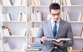 與其工作苦悶 不如去讀個在職碩士 挺解悶的！