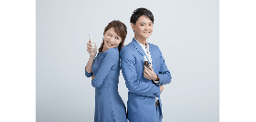 連艾瑪華森都愛用！他們離開電子業賣有機保養品，天然材料還能入菜