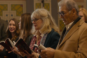 要把失智媽媽送去安養院嗎？電影《被遺忘的幸福》：長照家庭的愛與困境