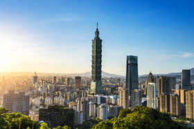 經濟不是「拚」出來的！顏擇雅：我就是受不了大家唱衰台灣