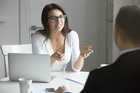 會吵的小孩有糖吃，不會吵的員工薪水低！想提加薪，你應該這樣做