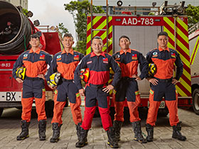 太魯閣號出軌意外、F16戰機撞山墜毀搜救全靠他們！ 拯救無數生命的志工英雄