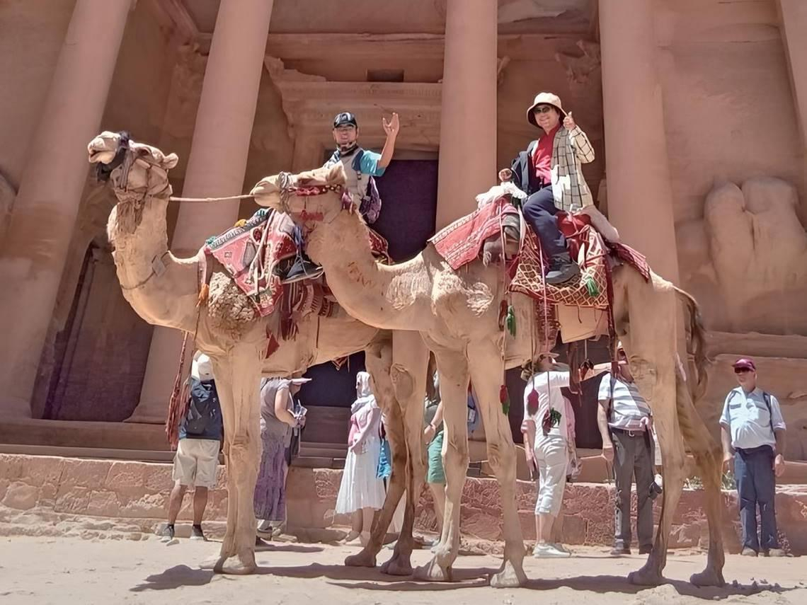 退休教授帶72歲帕金森老伴，搭郵輪環遊世界120天：與其留遺產，享受生命才是給子女最好的禮物