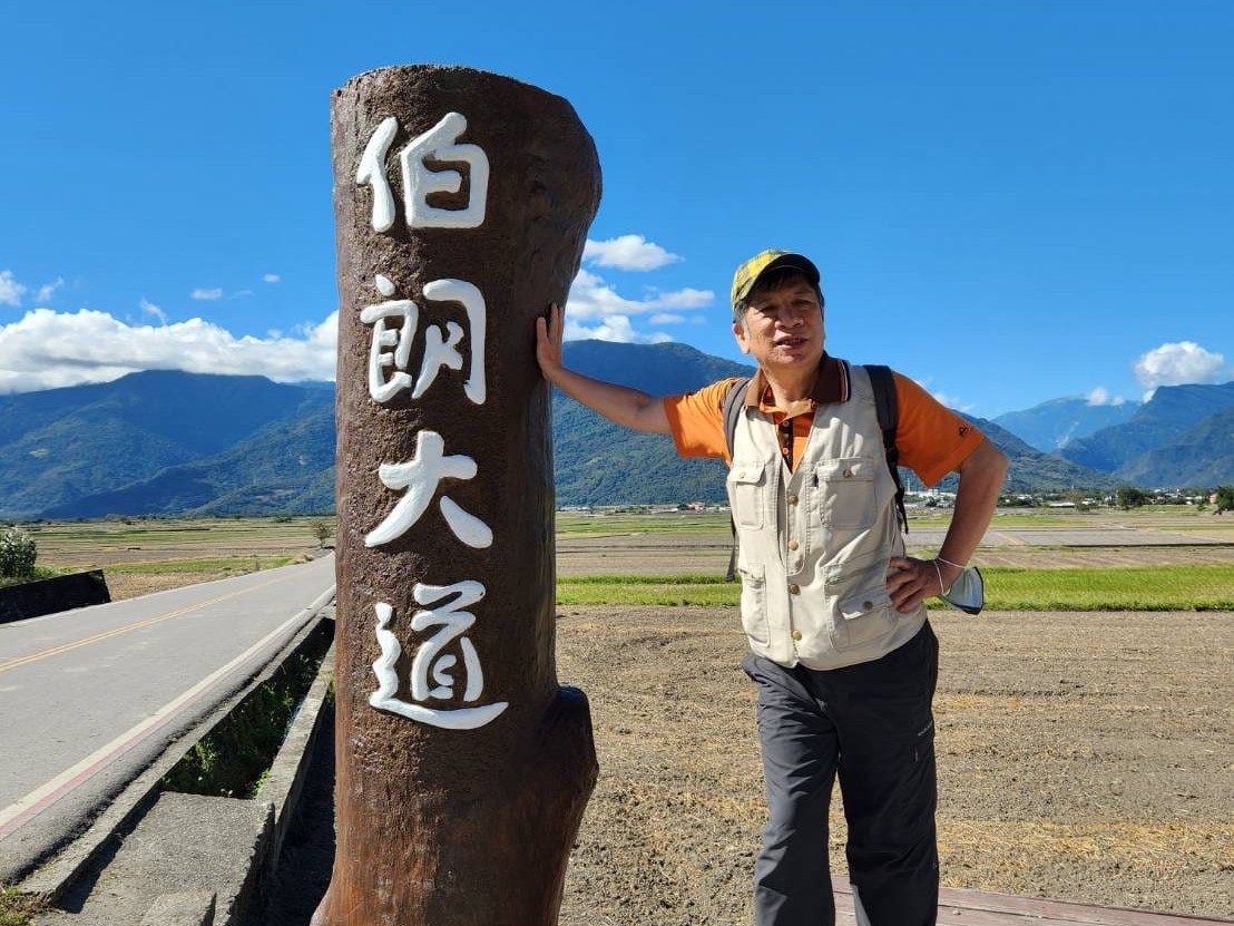 精選熱文》不想有錢有閒卻走不動，他55歲就退休！揪72萬臉友坐火車慢遊台灣 ：好景不等人，想走就走