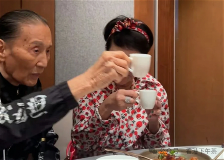謝賢