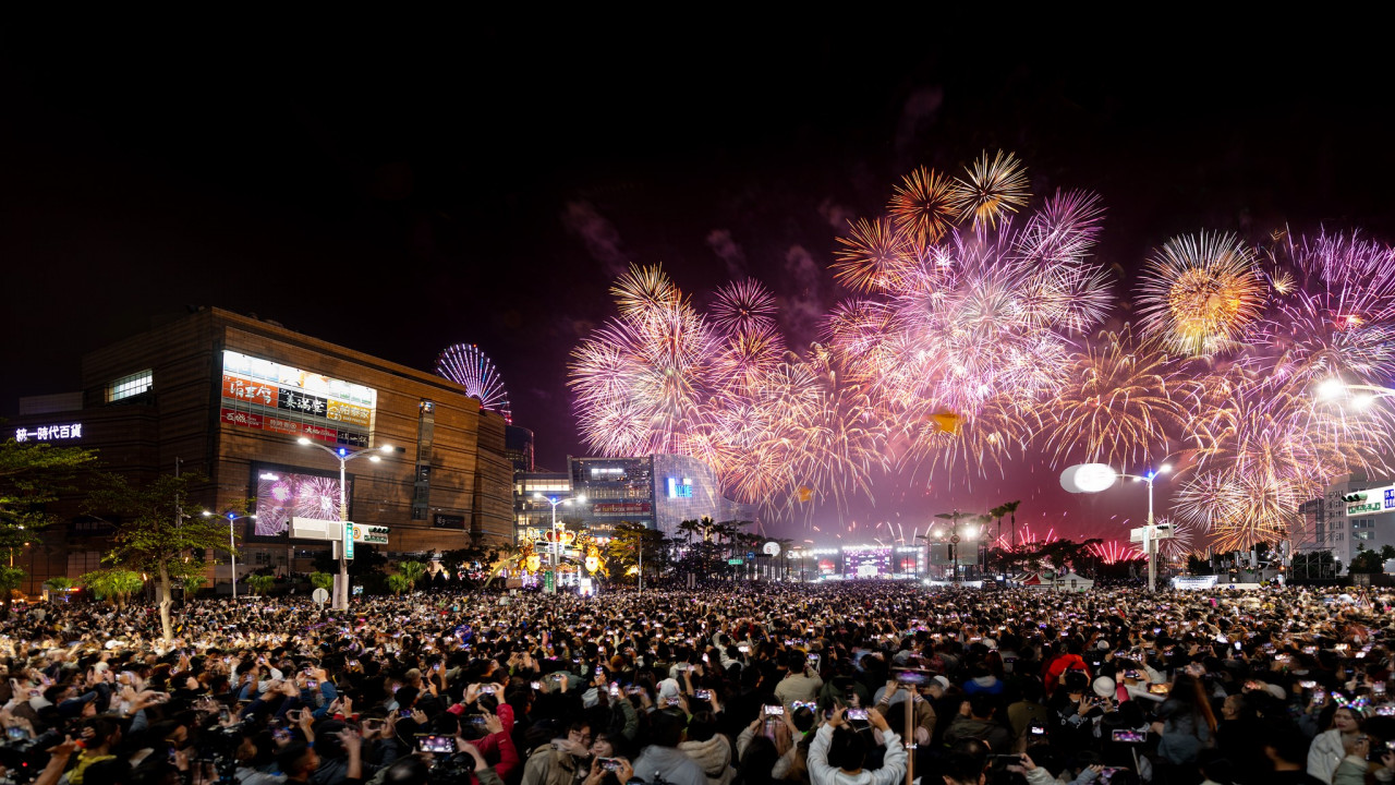 高雄跨年,煙火,夢時代,義大