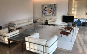 南韓水原大學校長李仁洙的待客與收藏