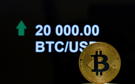 一度飆到 19500 美元  　專家：現在的比特幣就像失速列車