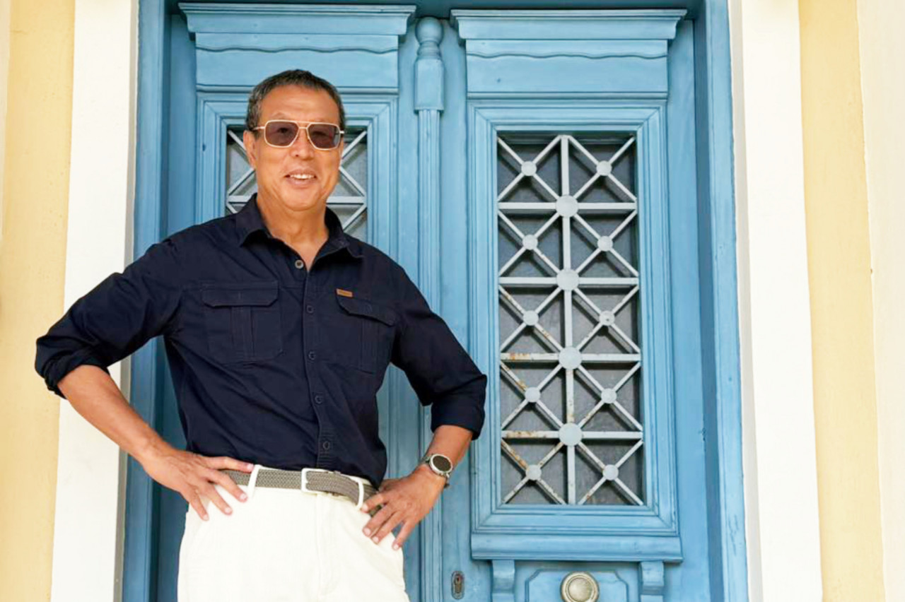 退休不是吃飽等死！他56歲兼職跑Uber、投資美股VT、考教練執照…老黑：贏過理財網紅，高手在民間